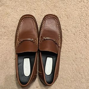 Kenneth Cole Big boys shoes size 6